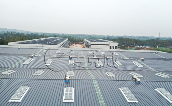 瀘州物流園一字型排煙天窗項目 瀘州物流園一字型排煙天窗項目