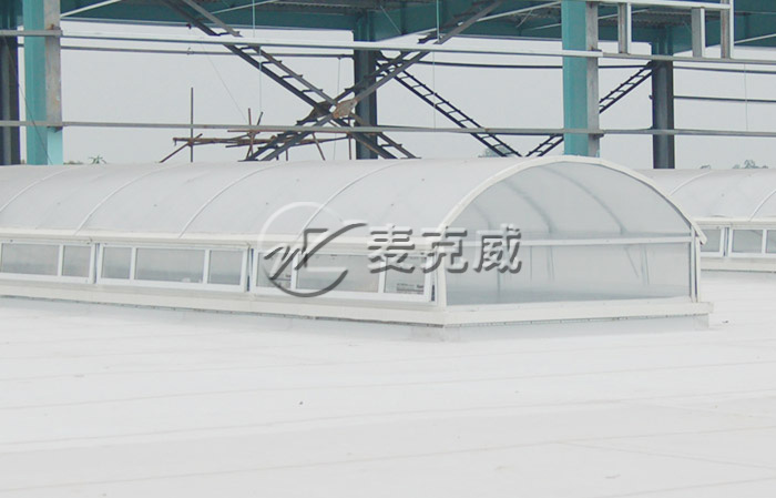 C3CT圓拱型電動采光排煙天窗(側開式) C3CT圓拱型電動采光排煙天窗(側開式)