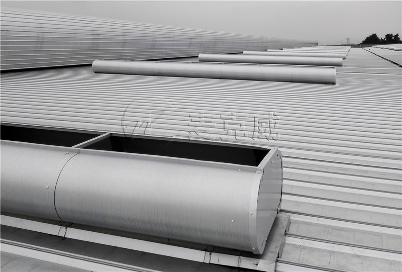 三愛海陵退城進園整體搬遷項目鋼結構廠房屋頂通風天窗制作及安裝工程 三愛海陵退城進園整體搬遷項目鋼結構廠房屋頂通風天窗制作及安裝工程